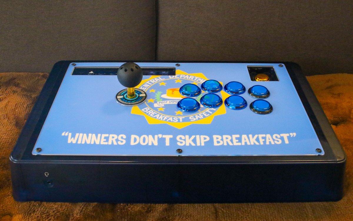 Johnny L. tweet media