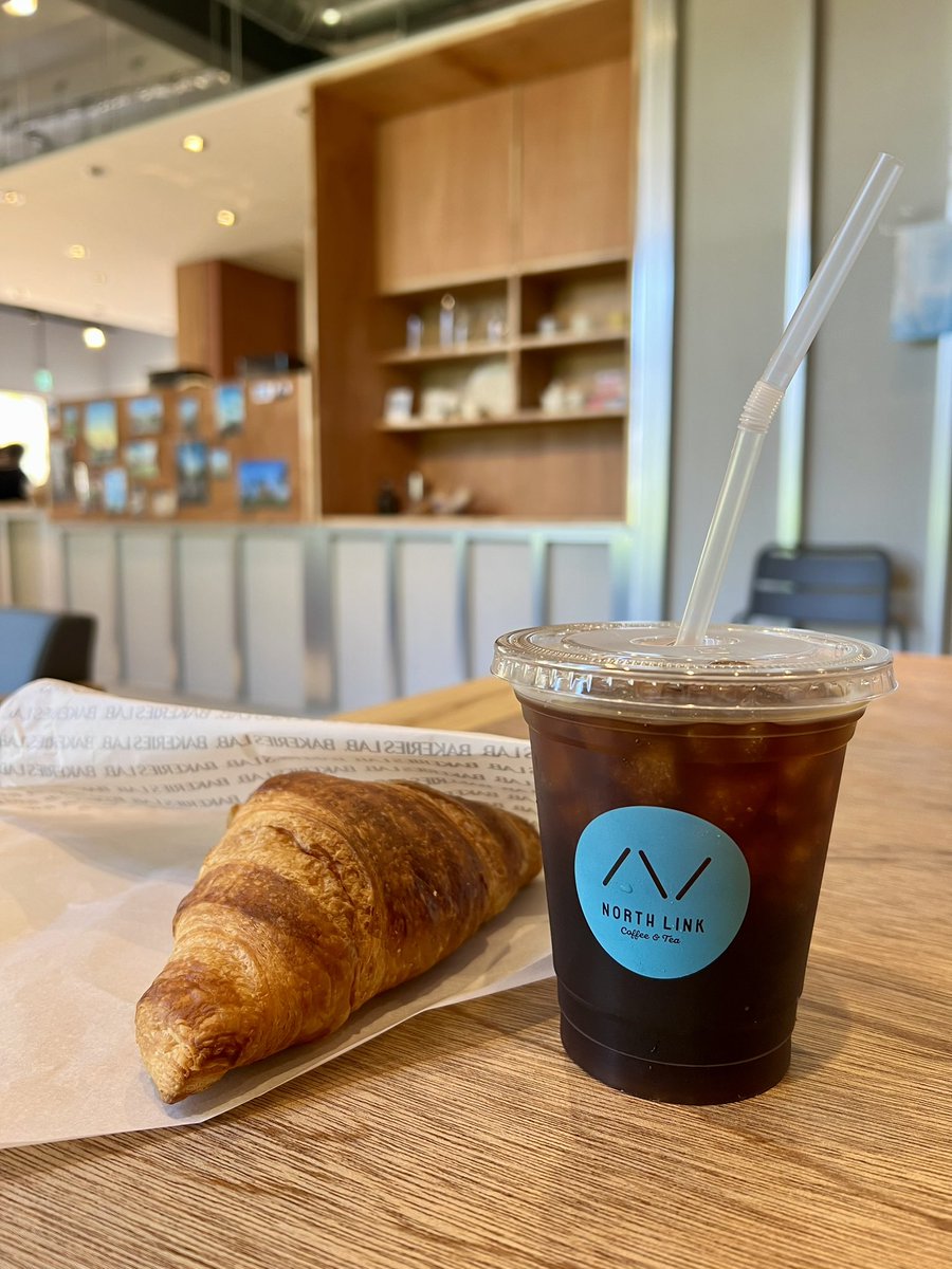 hilo_38's tweet photo. NORTHLINK coffee & tea
HIROSHIMA LINKS
ひろしまスタジアムパークのHiroPa(ヒロパ)内。店内結構広く、どの席でもゆっくり落ち着けます。
#NORTHLINK
#HiroPa
#ひろしまスタジアムパーク
#広島コーヒー
#広島観光
#広島旅行 https://t.co/osZbneYTKi