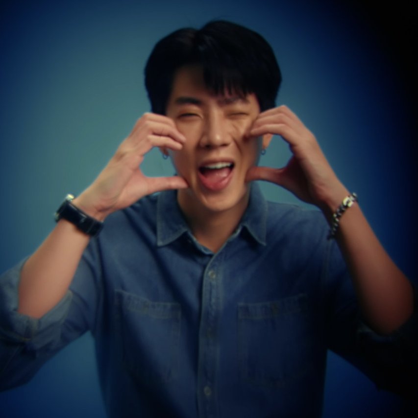 GMMTV's tweet photo. The cameraman                            His (love) movie

#TheTraineeSeriesEP8
@off_tumcial @AtthaphanP https://t.co/Vn1ERPdl38