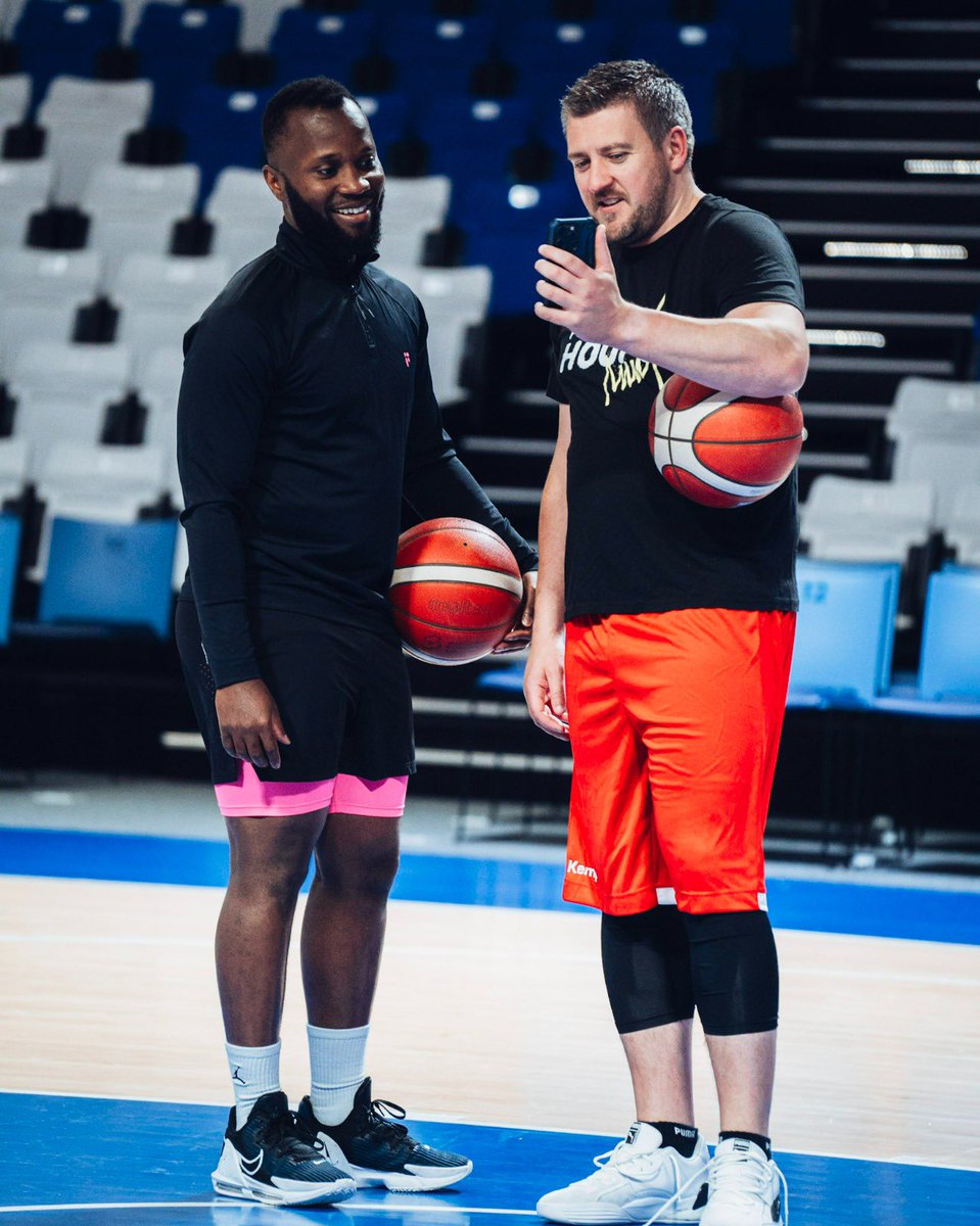 Jonny Bunyan tweet media