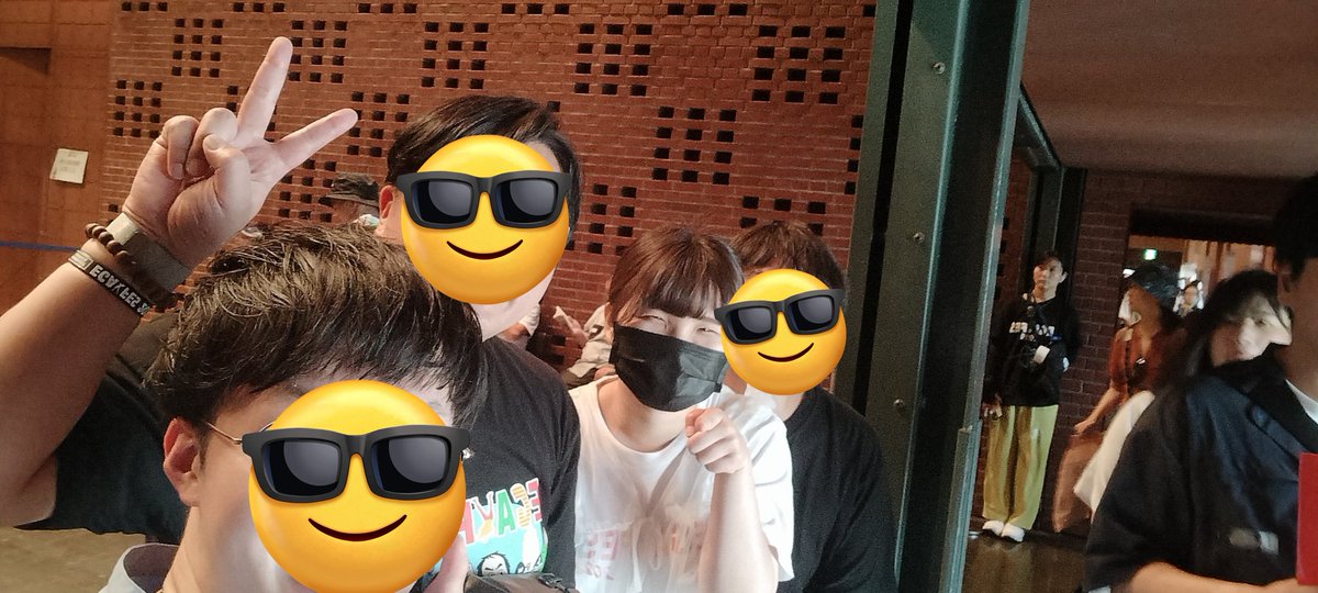 Florida_udon's tweet photo. エガフェス2024大本番、配信で見ました！　配信だけでこんなに興奮するとは✨　今年はしょうがなく配信だったけど、次は生で見に行くぜ！！

久々に皆に会えて嬉しかった✨
会ってくれた方々本当にありがとうございました🙇
#エガフェス 
#エガフェス2024
#エガフェス前夜祭 https://t.co/xgnPz6Nwu0
