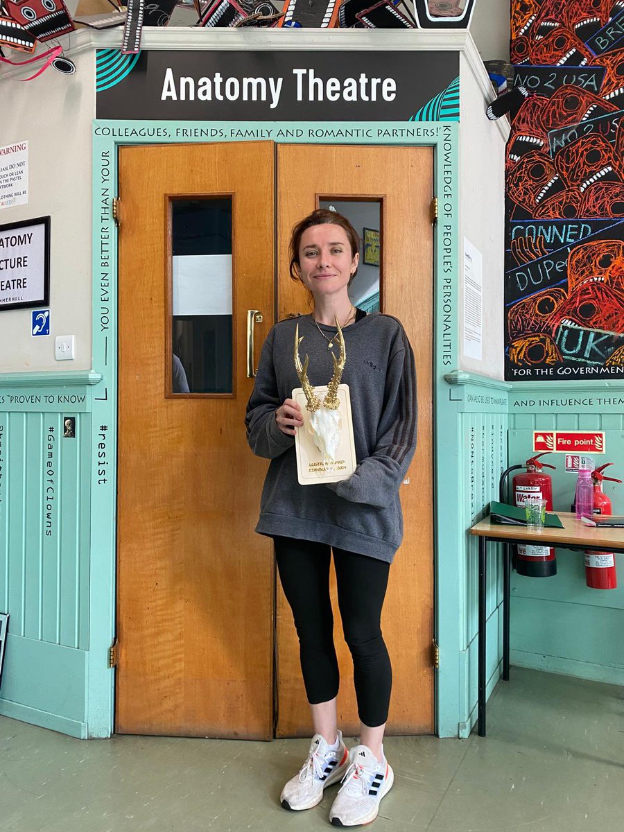 harrietmadeley_'s tweet photo. OUTPATIENT WON AN AWARD!!! The @Summerhallery Lustrum Award for Unforgettable Theatre 🥹💥😍💜 so proud of this show &amp; TEAM @chunchilla @Crowded__Room @JosephineShipp @storytellingPR @KearBella @meggy @ReadingRep https://t.co/tZXLNxQ0Ka