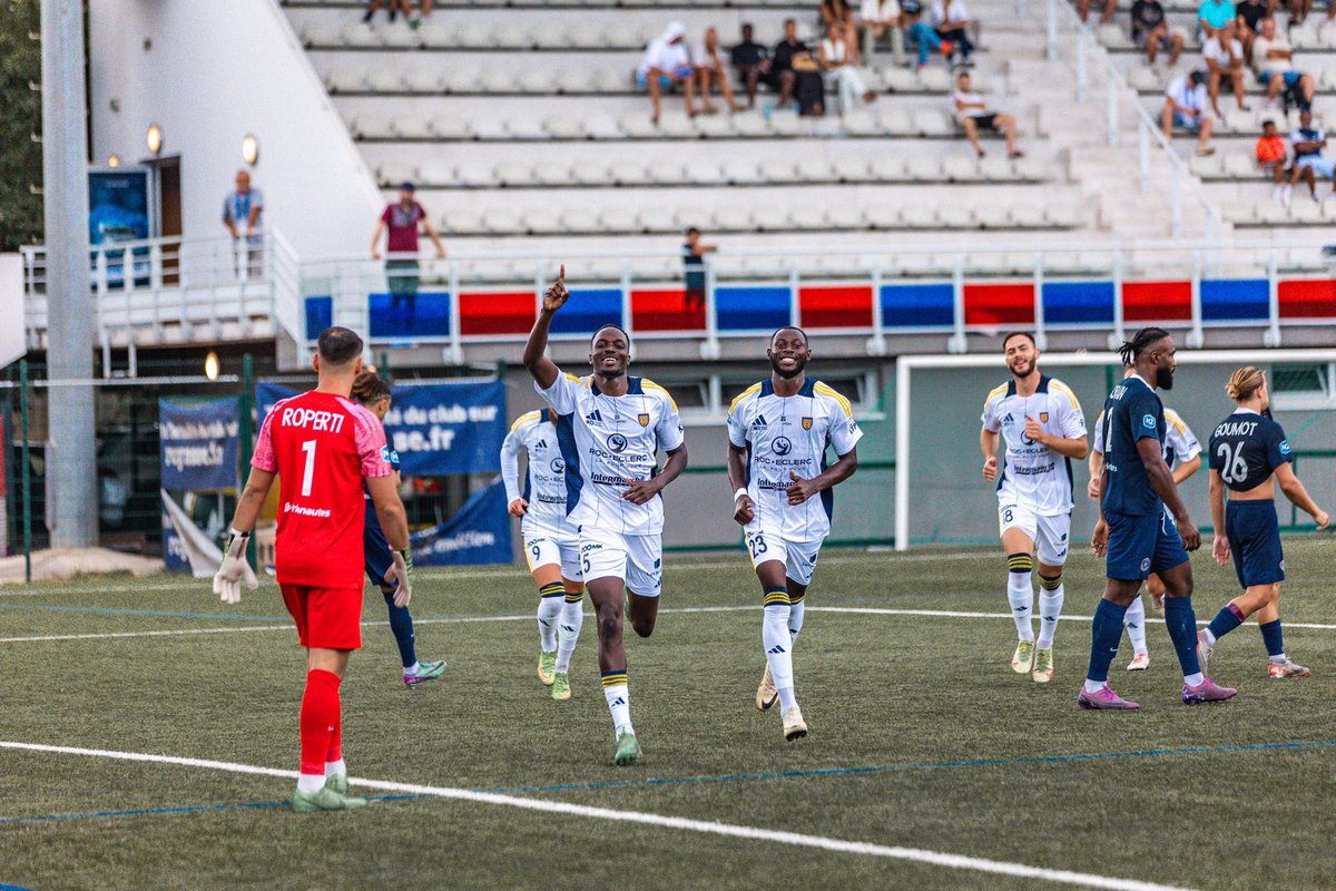 SavaneM5_'s tweet image. First game ✅. Al hamdoulilah 🤲🏾⚽️
#NicolasJover