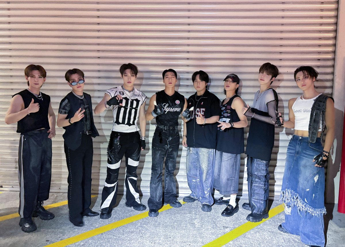 ATEEZofficialjp's tweet photo. [📸] SUMMER SONIC 2024 TOKYO

今日も東京でも最高に盛り上がったステージで
ATINYとの夏の思い出を作ったATEEZ🔥

暑い中一緒に歌って踊ってくれたATINY！
本当にありがとうございました🕺🎶

#サマソニ #summersonic
#ATEEZ #에이티즈 #エイティーズ
@summer_sonic https://t.co/IrAlEzPyMs