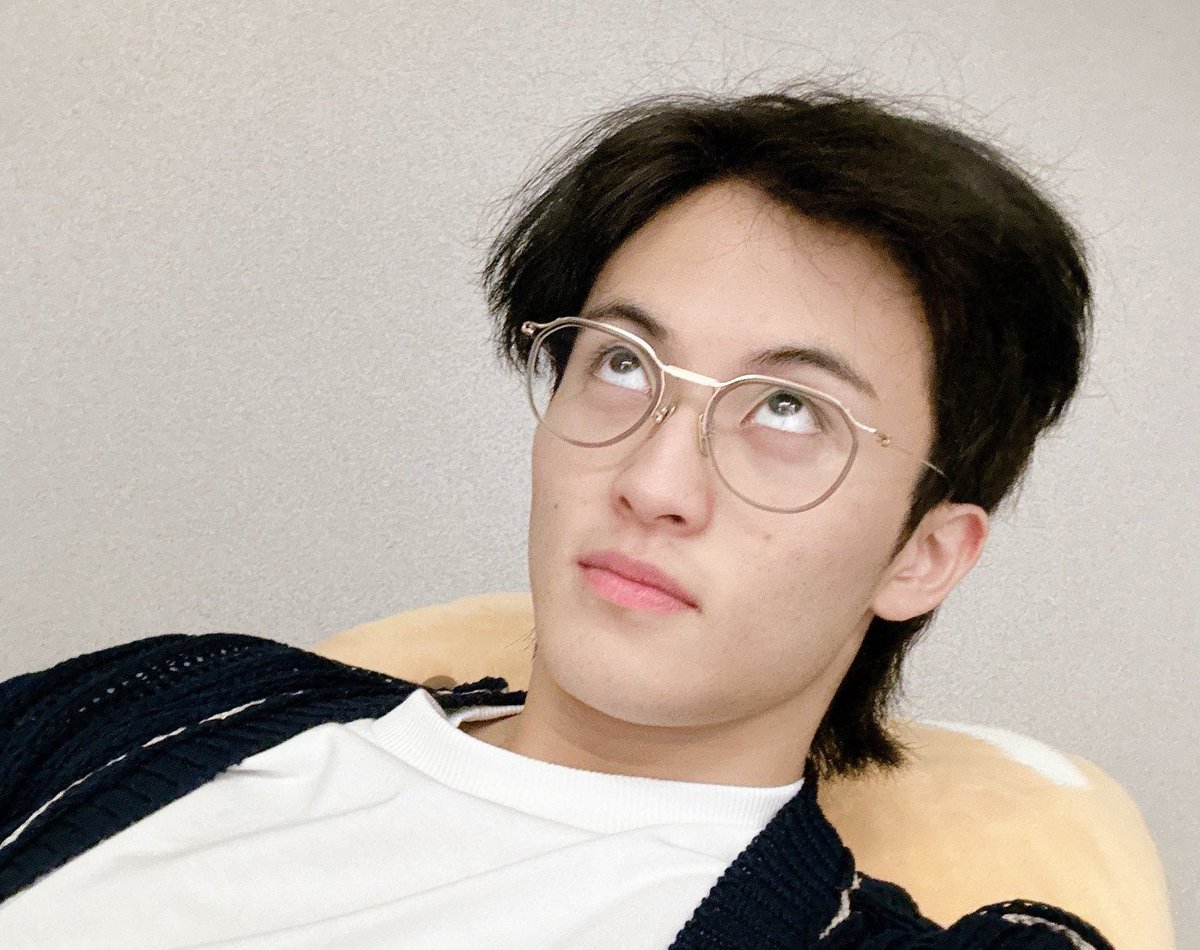 markmoIo's tweet photo. cowok lucu 🙄 https://t.co/pF3FErCAmO