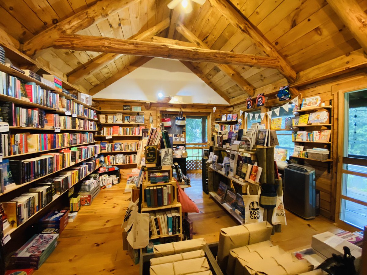 Good Morning, Readers!  This is what I like to call a perfect, cozy reading day. Come get a new 📖. 

Thursday 11-6
Friday/ Saturday 10-5
Sunday 10-4