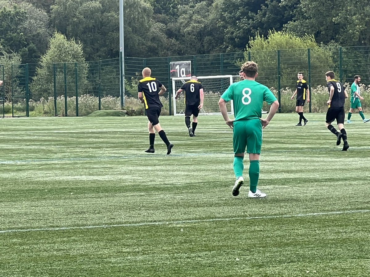 scottish_aff's tweet photo. FT 90+3’ @LochgreenAFC 3-2 Forgewood, who had a man red carded on 88’ @AirdireL https://t.co/bQUpbug6XL
