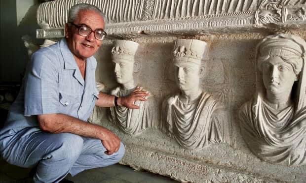 Le 18 août 2015, l’archéologue syrien Khaled al-Asaad fut assassiné par l'Etat islamique pour avoir refusé de révéler le lieu où étaient cachés les trésors de Palmyre.
Aux grands hommes de culture, l’humanité reconnaissante.
Ne l’oublions pas.