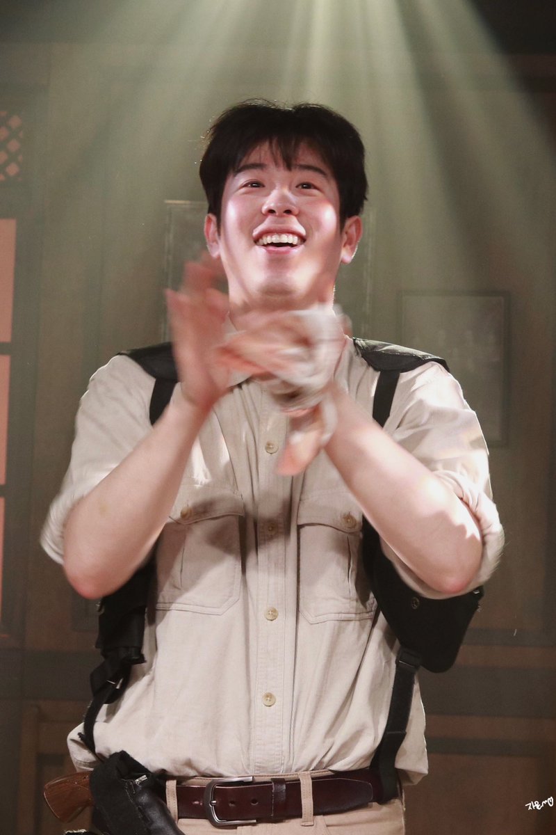BB_kkng's tweet photo. 240818 너츠 막공 #피오 #표지훈 #극단소년 https://t.co/Z3MJpDmIdz
