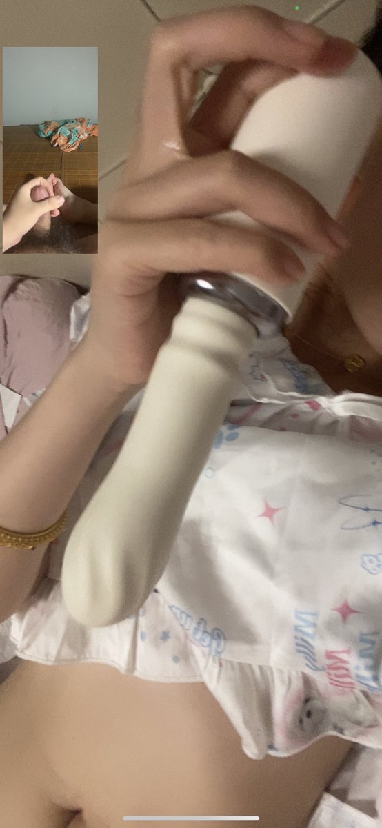 我想说九宫格都放不下我流的水和我的逼。以后还穿啥裤子啊，就是裙子方便啊。 https://t.co/AFQaXwHHiJ