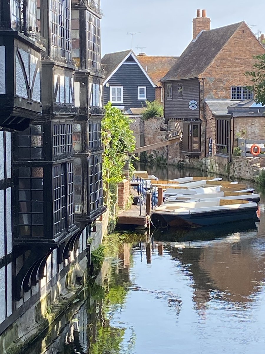 wilkes_junius's tweet photo. Canterbury, this morning ⁦@implausibleblog⁩ https://t.co/eazdqUSLK2