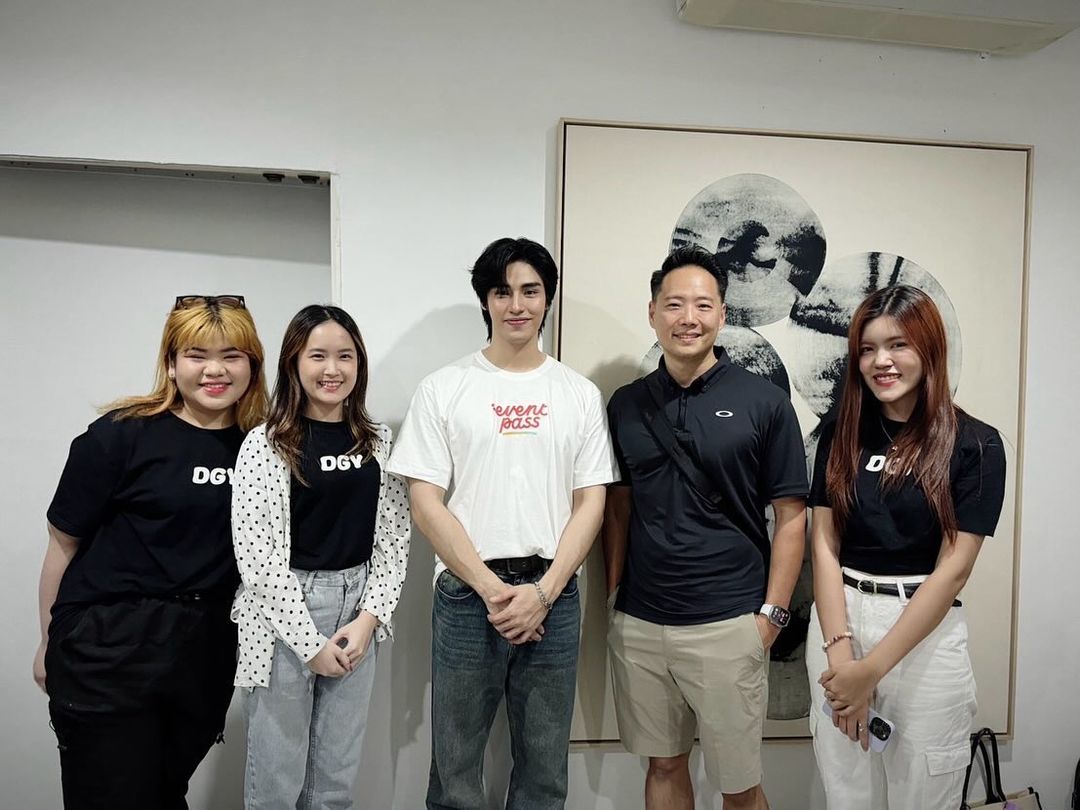 FGUP_46's tweet photo. ขอบคุณพี่ๆน้องๆทุกคนเลยนะคะที่เลี้ยงน้องภูมิ น่ารักมากๆ 🥰🙏🏻
#EventpassxPoom
#poompps @poompps1
#PoomPhuripan https://t.co/VJn0xbpF7f