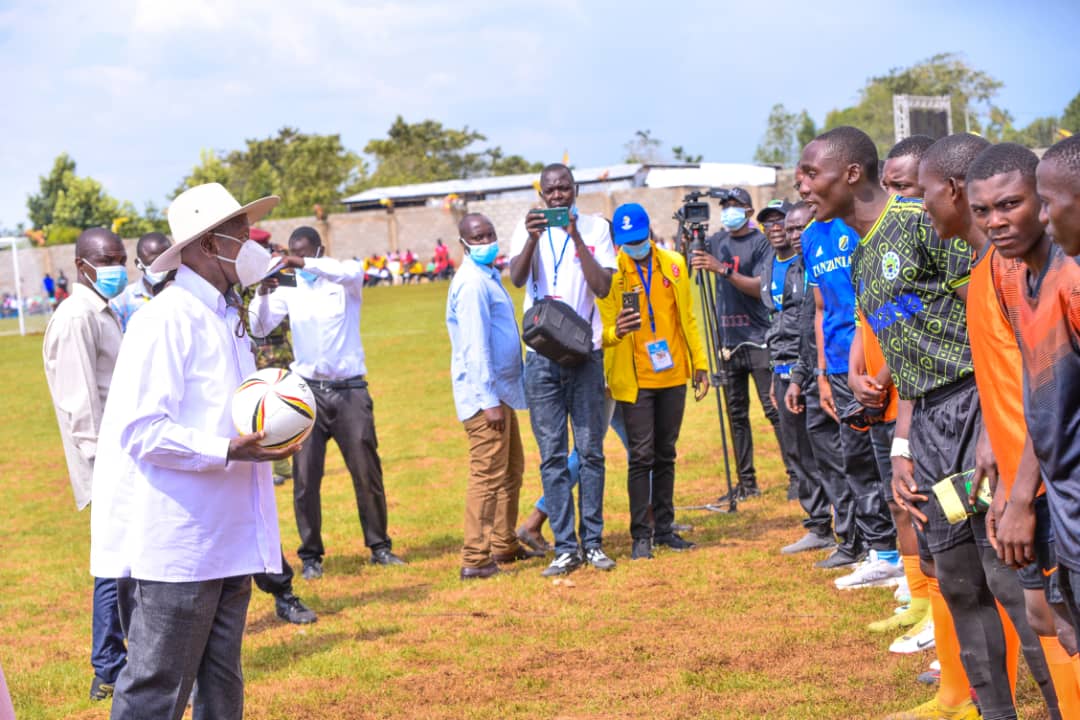 kyobesarah's tweet photo. The #FEASSAGames2024 has been officially launched by President @KagutaMuseveni in Bukedea District Uganda at @BukedeaCS 's Sports Park where he also inaugurated the Sports Park 
@AnitahAmong @Educ_SportsUg @USSSAOnline @OgwangOgwang @kawowosports @ChimpReports
📸 @NkoolaJoseph1 https://t.co/0fLPDG4n9l