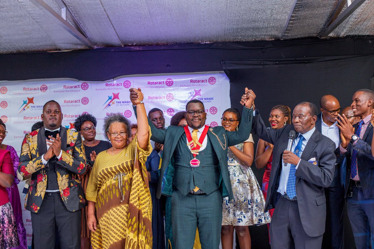 Hood Bin Halal tweet media