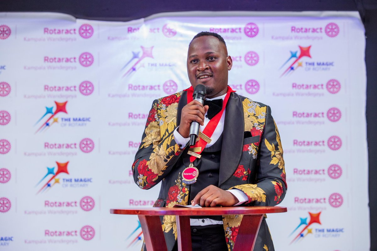 Hood Bin Halal tweet media