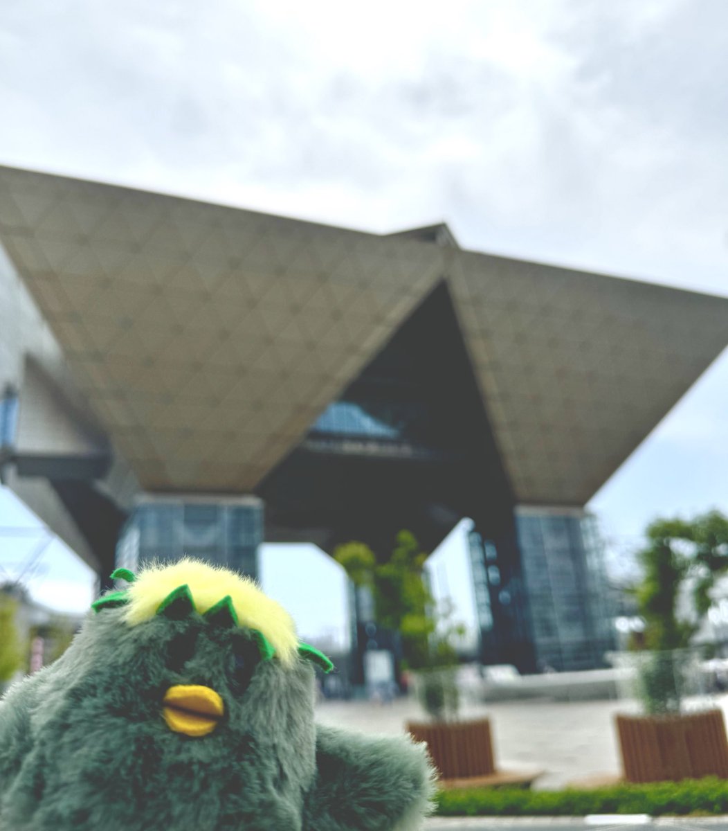 MINAMI_WOSSA's tweet photo. #コミティア149 へ行ってきた！
@PUKONNU さんで新たに素敵な毛並みのペンギン🐧とカッパ🥒ちゃんを家族に！
@honeypot_manami さんでペンギンに被せてるハチマキをかって
@mzmncnmn さんでかわいいアクキーをゲット！！

#COMITIA149 https://t.co/Wx3xnNh37s