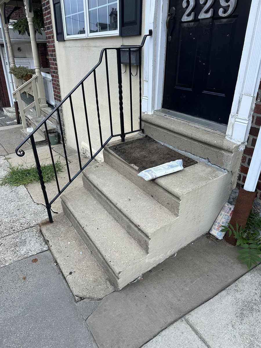 Save.com was recently sold to <a href="/rrdonnelley/">RRD</a> , Vericast (the former owner) did nothing about the unwanted corporate litter in Philadelphia.  Will <a href="/rrdonnelley/">RRD</a> do anything about the litter they are creating?  This is from my walk last night in <a href="/ManayunkDotCom/">Manayunk.com</a>