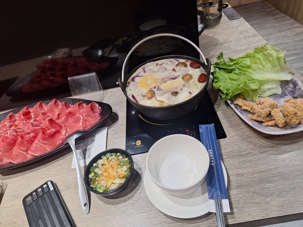 在泰國久了
在台灣的火鍋都感覺沒味道
#在台灣的第一餐