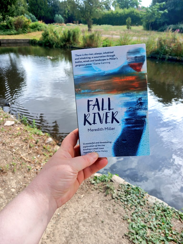 ReadsRina's tweet image. Afternoon lovelies 😘 It's my #blogtour day for the breathtaking novel #FallRiver. I absolutely adored every second of this book! Thanks to @kenyon_isabelle and @honno for having me! ❤️ I highly recommend this one! #BookReview #BookTwitter