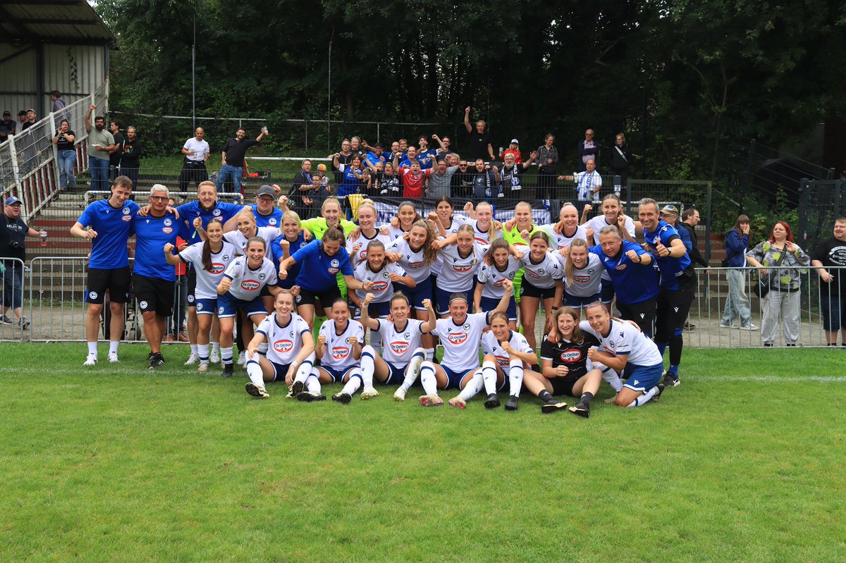 TEAM 👊
#arminiafrauen #immerdabei