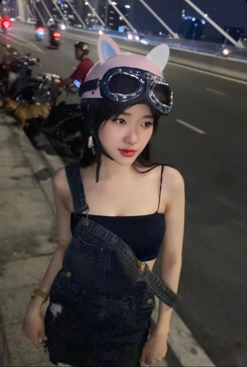 Selene Reigstad Their strong muscles and claws are adapted for hunting and climbing.Selene Reigstad