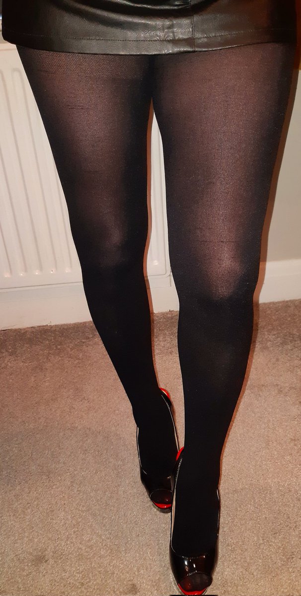NylonLibrarian's tweet photo. Treating hubby to a lot of teasing, opaques, FM heels, and a tiny skirt, I plan on bending over a great deal today.

#opaques #tights #FMheels #teasing #tinyskirt #legsfetish https://t.co/IpWyrF0BN0
