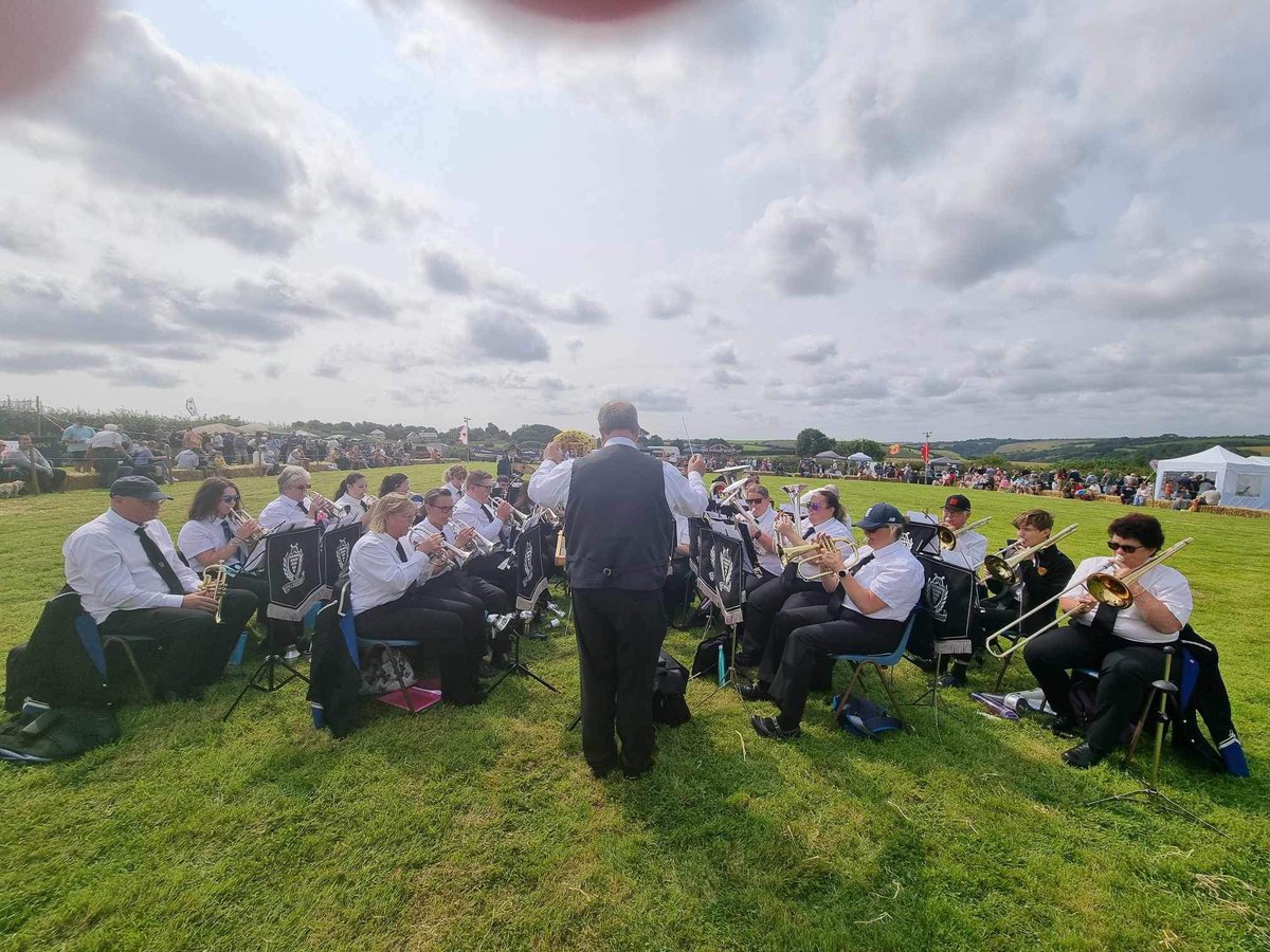 Bugle Silver Band tweet media