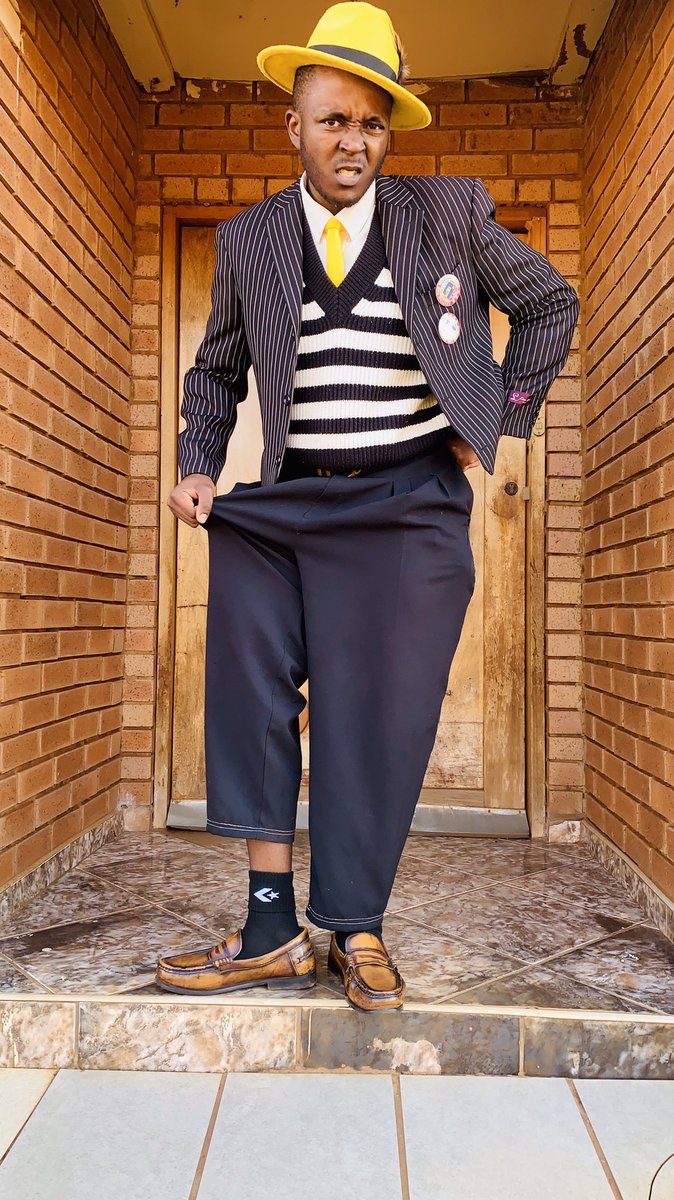 ciezee_Mbhowizy's tweet photo. #GqBestStreetstyleCreator #Gqbd2024
on a sunday best with @Converse socks.
classic man like im in @GQdotcoza issue.
#StreetWear #CreateNext #GQBestDressed2024 🐐🐐🐐 https://t.co/GjQ5OVeDSE