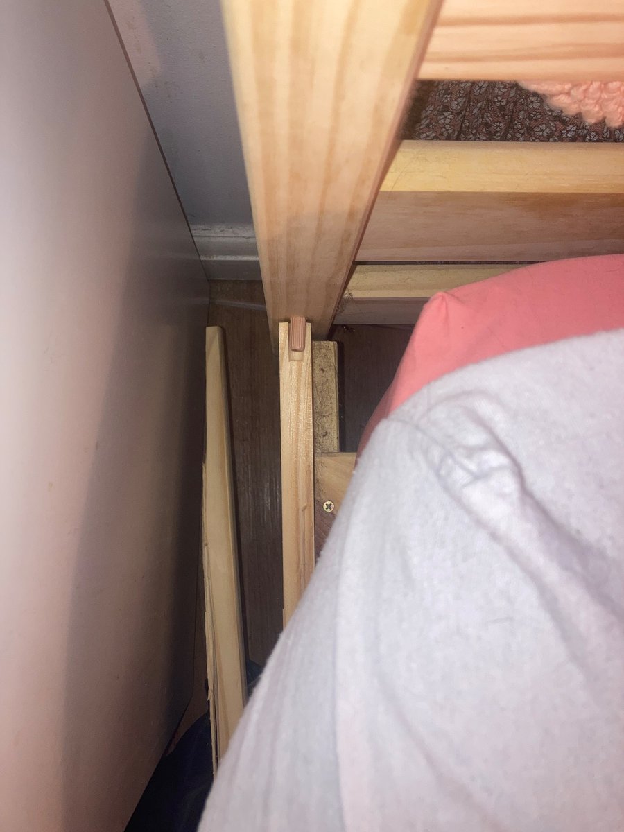 _nelllyy's tweet photo. @Argos_Online I advise do not buy Kaycie bed frame as this is what it did after just 18 months use https://t.co/3ke2hfXnR4