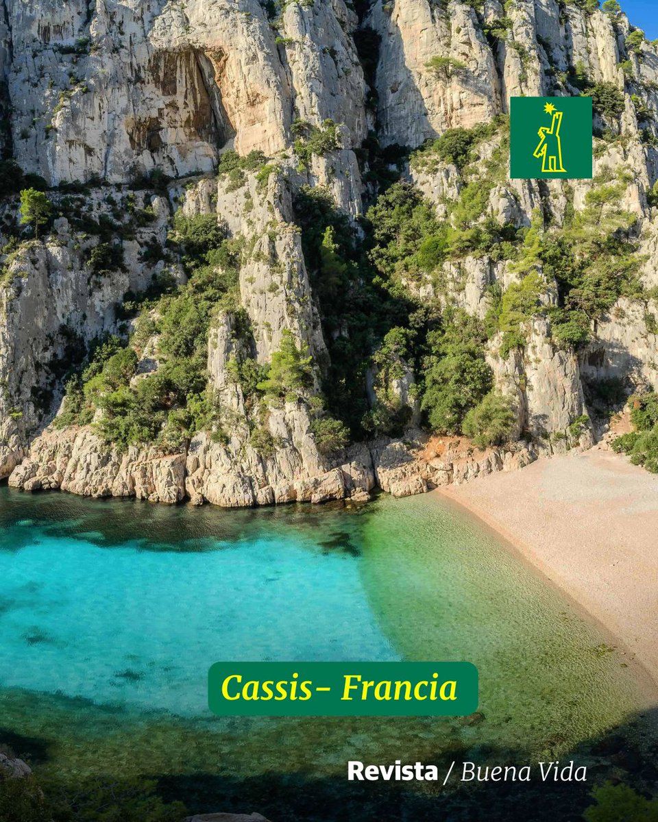 DiarioLibre's tweet photo. ☕ | #BuenaVida | Hay lugares como estas calas de Europa que se vuelven el escenario idóneo para una instantánea con el móvil.
🔗https://t.co/VTnxLGJgmu
#DiarioLibre #RevistaDL #BuenaVida #Lugares #Turismo #Playas #Instagram #Postear #instagrameable https://t.co/R6mVfUYMUe