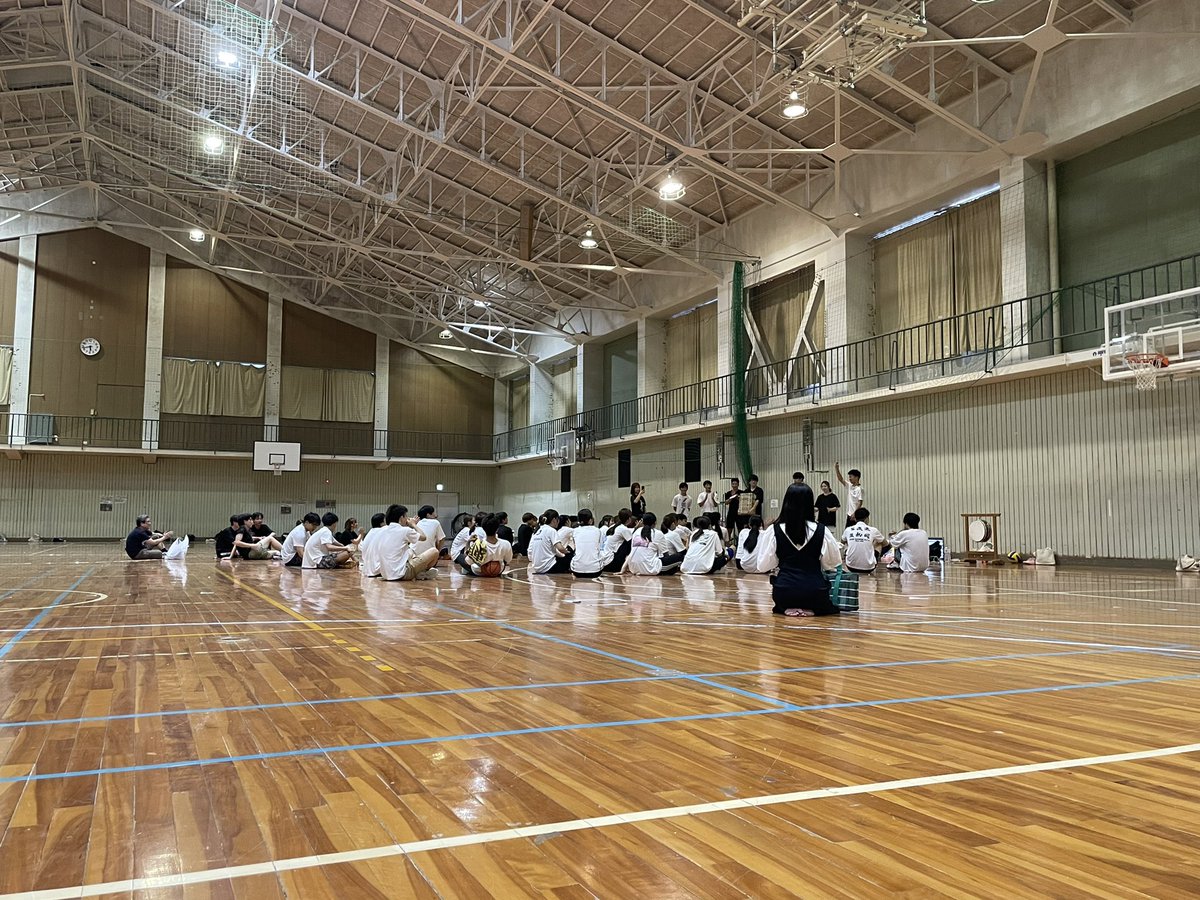 hiruandondemo's tweet photo. 7月は他にもいろいろありました。山口商工会議所の方々と山口大学生との座談会をワークショップにしてファシリテーターをやったり、萩高校に伺ったり、国際総合科学部と教育学部を跨いだ学生のスポーツイベントがあったり、商店街の清掃活動ボランティアを学部学生の皆さんと参加したり。 https://t.co/LU3sXkvVD9