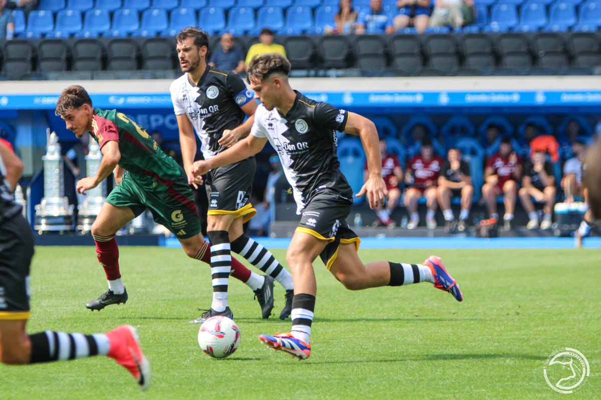 igonzalezz14's tweet image. Fin de la pretemporada! Ahora comienza lo importante, más que preparados para lo que se viene🤍🖤
#creemos @UnionistasCF