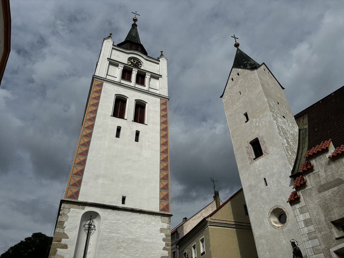 NCestach's tweet photo. Vimperk. Až se to všechno opraví, tak to bude druhý Krumlov! ❤️👍#vimperk #zamekvimperk https://t.co/d1Z1w9RMQr