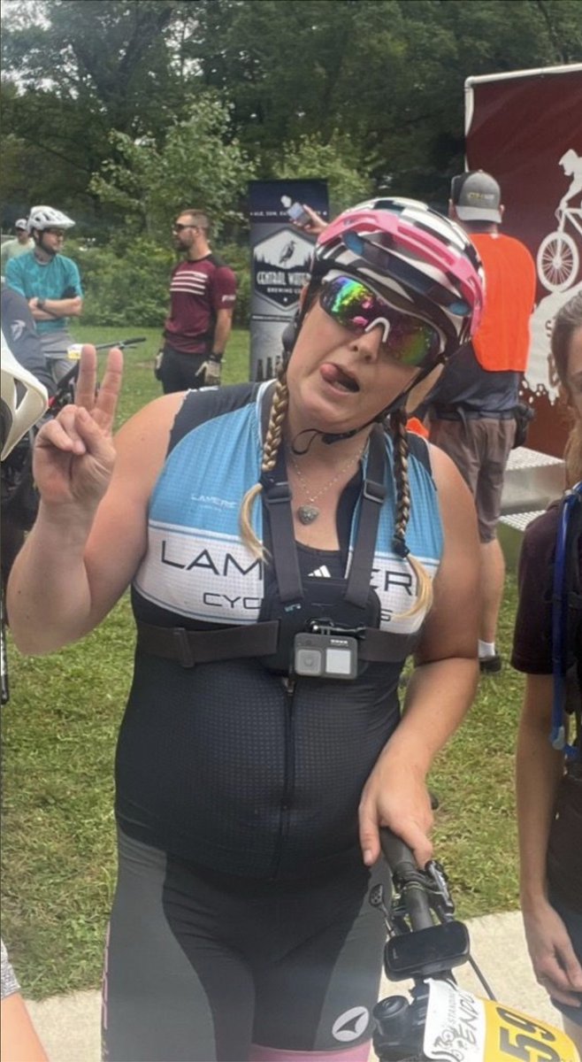 i_heart__bikes's tweet photo. 🏆Male Kenzie (Kenneth) Statz took 🥇 overall in the female expert category at the Standing Rocks Enduro in Wisconsin yesterday.

Statz's kids must be so proud to have a dad that can win a women's mountain bike race! 💪

(Statz would've been 47th in the men's expert category.) https://t.co/TeQgpeuOtP
