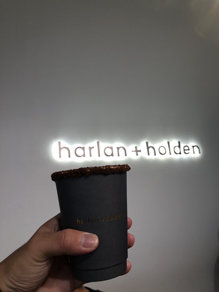 justacklll's tweet image. move ke Blok M trus main ke Senayan City
#jakarta #blokm #senayancity #harlanholden