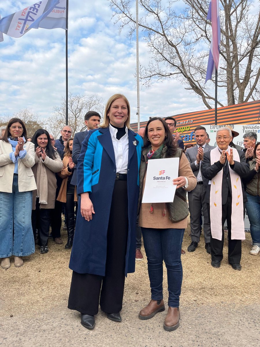 Expo Venado 2024
El equipo de prevención sobre consumos problemáticos de APRECOD estuvo en la megamuestra regional que reúne expositores del sur productivo de la Provincia de Santa Fe.
<a href="/maxipullaro/">Maximiliano Pullaro</a> <a href="/GiScaglia/">Gisela Scaglia</a>