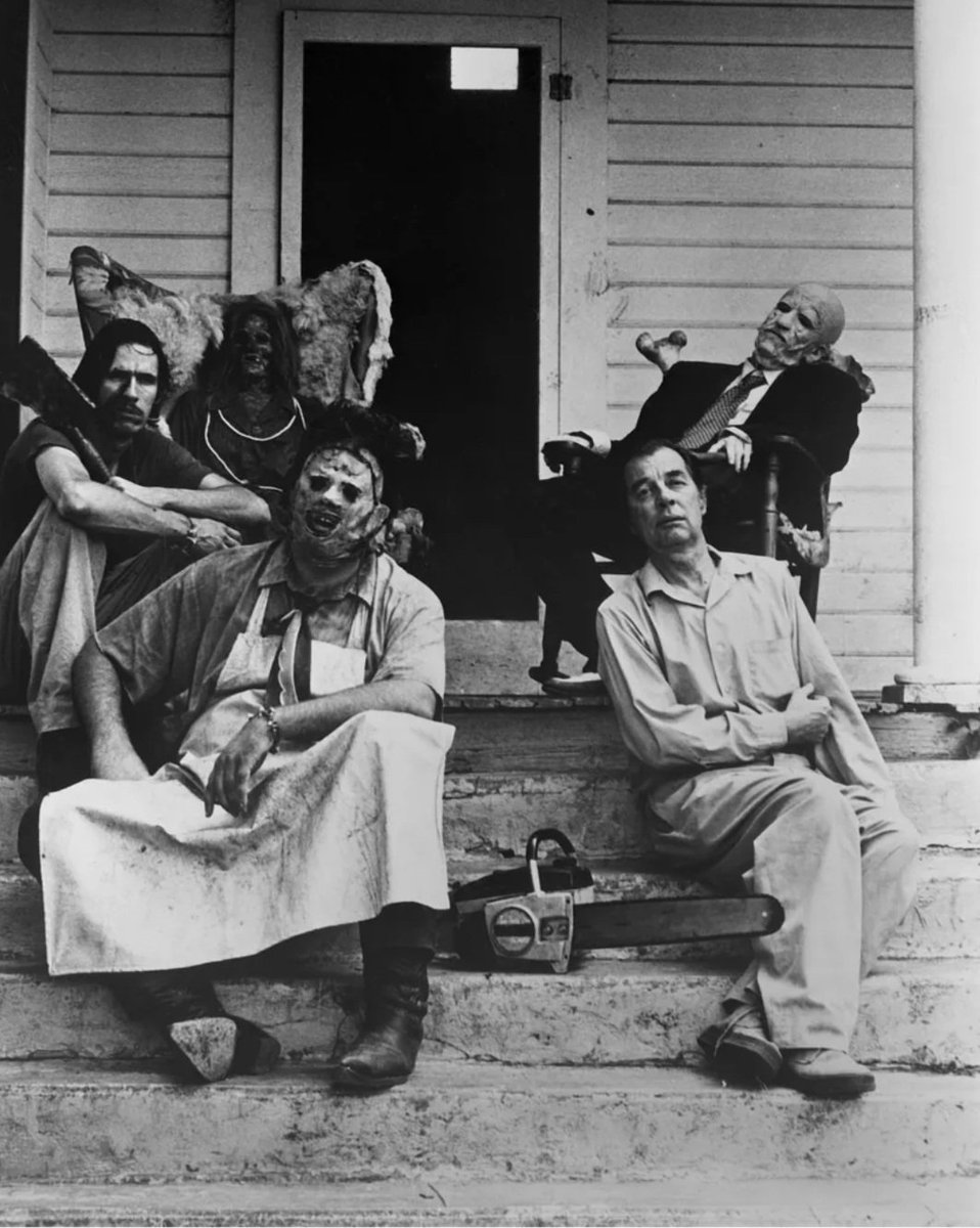 shoegazerhorror's tweet image. Happy "The Texas Chainsaw Massacre" day everyone! @therealjoebob @kinky_horror @TheMutantFam 
#HeadCheese