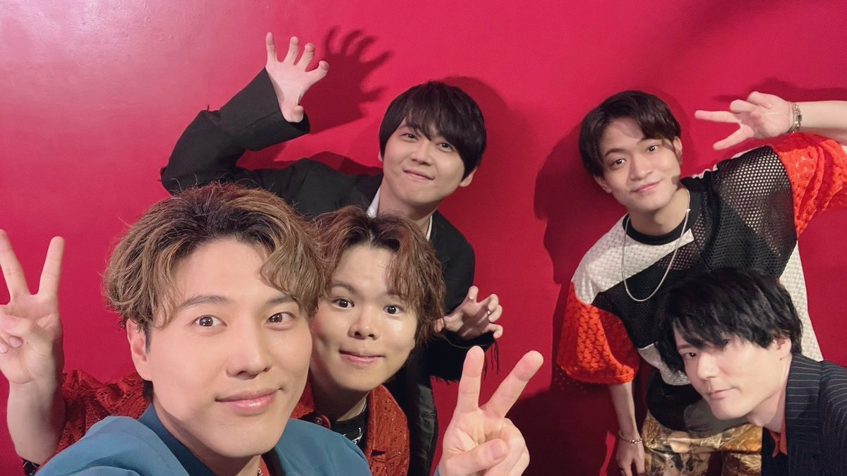 murase_pipipi's tweet photo. もー11年とか信じられぬ
入野さんはイタズラ小僧だしジーカーパイセンはニコニコかわEしかいとくんは周りみてやさCしうっちーはオンリーワンでオモロ！

ゴミ捨て場の先期待しちゃうよネ、、、、
みんな関係各所にお願いする意味込めてコミックスや10/30に発売する劇場版パッケージ買おう！
ダイマ！🏐 https://t.co/1we5404jaQ
