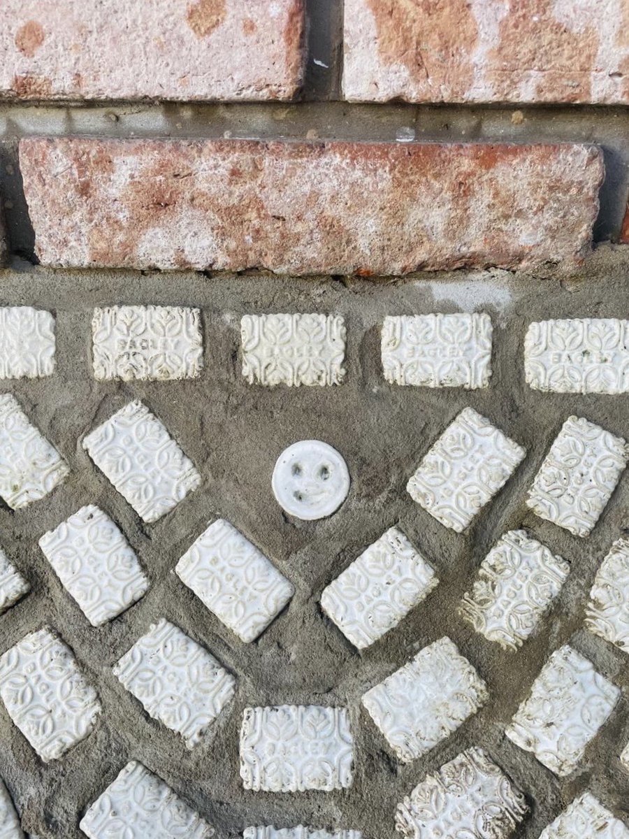 melifn's tweet photo. Se renovó el piso de Chocolinas del taller de @MaraRivieLopez https://t.co/hf0ugcVl9J https://t.co/dOFNvksOxB