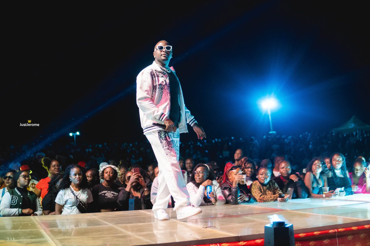 JustJerom3's tweet photo. Kell Kaya Yo Maps Malawi Tour - @GwambaOfficial https://t.co/tbGkPja499