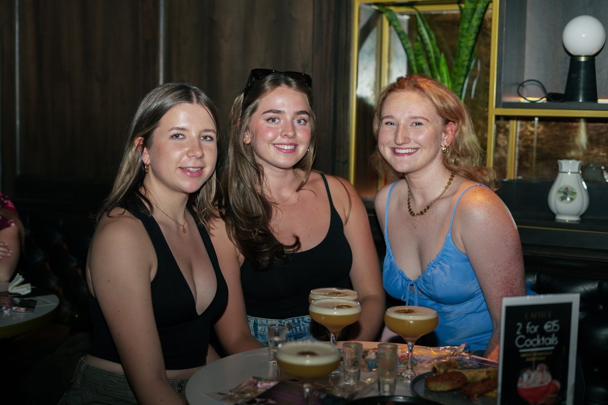 Capitol Lounge tweet media