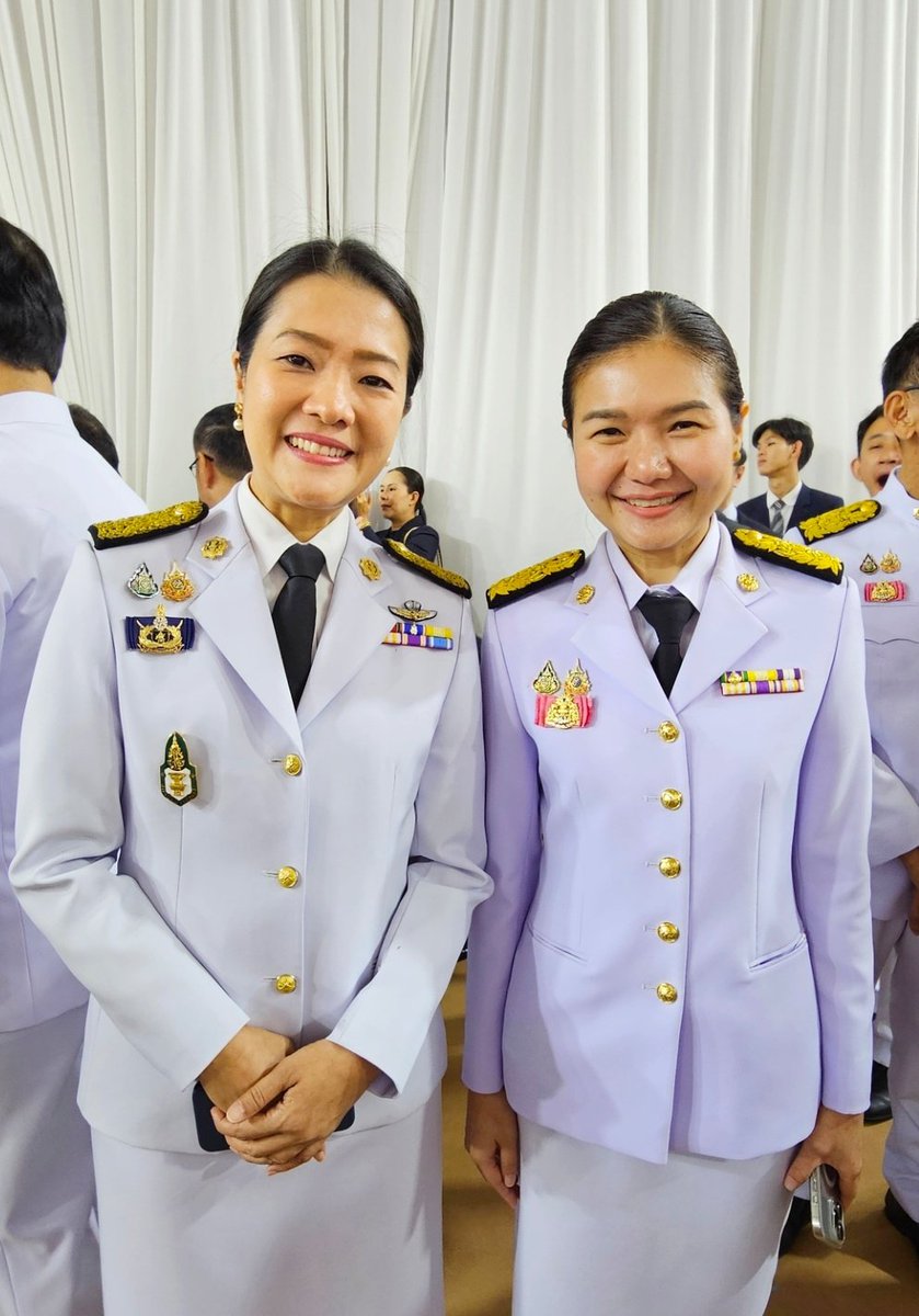 aom_kanyarat171's tweet photo. พี่อิ่มเขินใครหรอคะ😂😂❤️🤍 https://t.co/e8ox9qEdIC