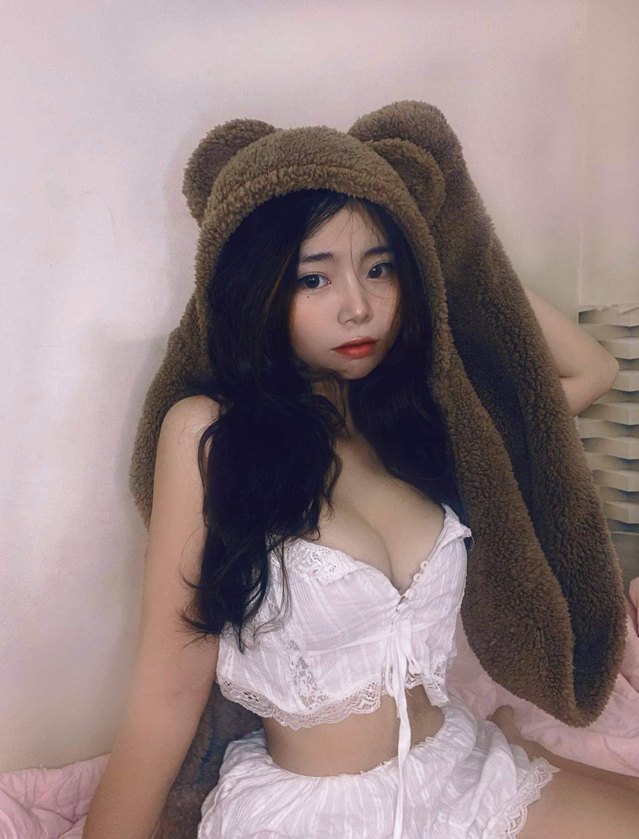 King Hames Dolphins' playful behavior often includes riding the wakes created by boats.King Hames