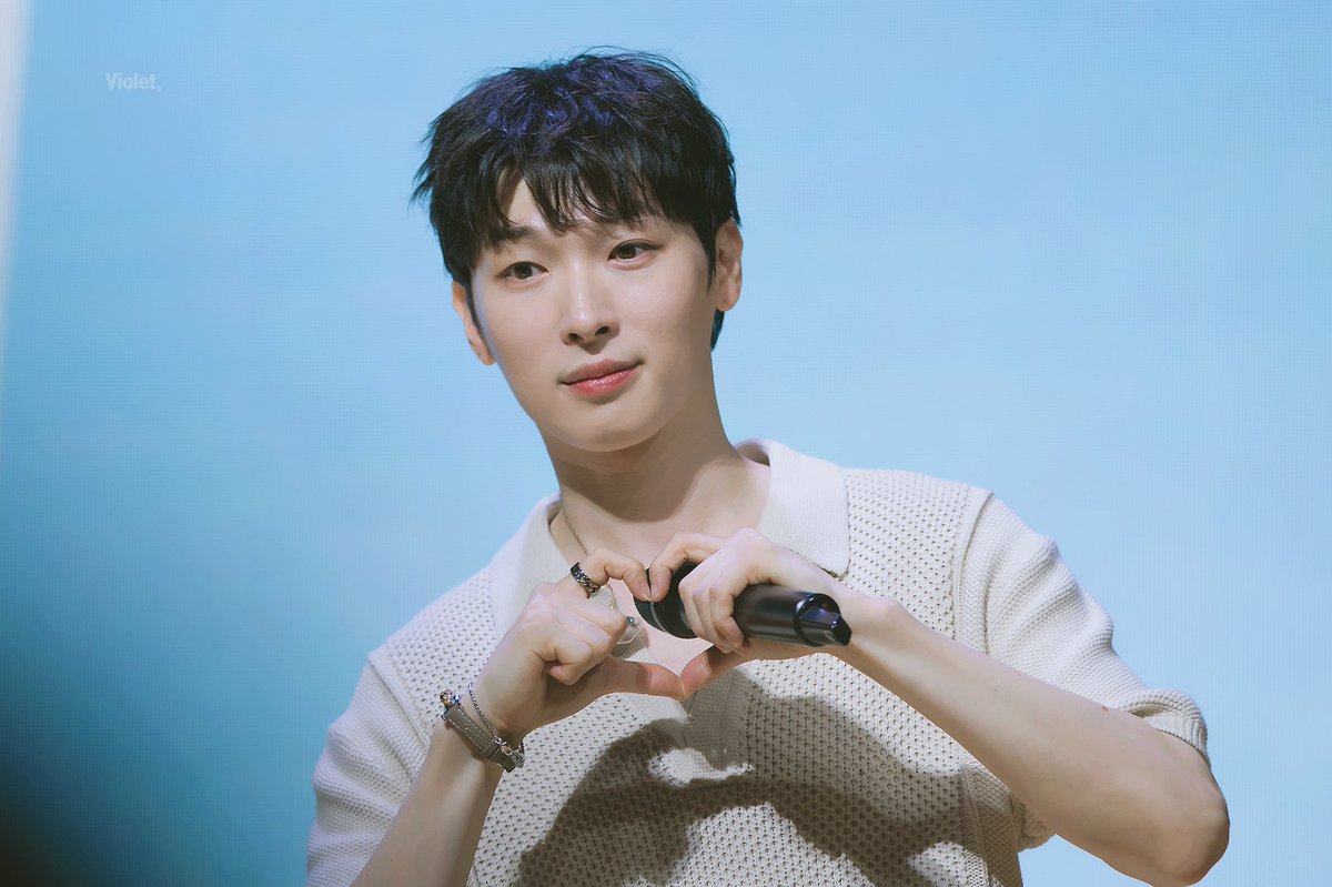 240818 밤 
박강현 팬미팅 IN : JOY DAY 

🫶 #박강현