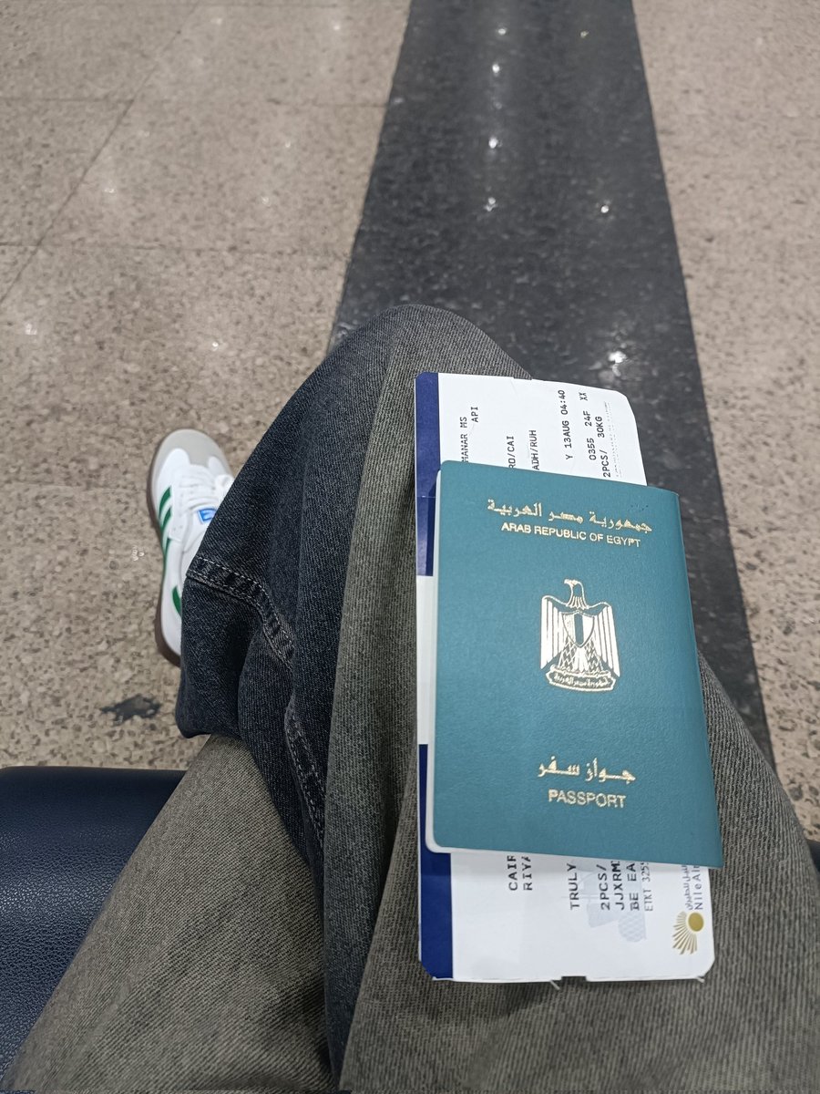 ManarEbead's tweet photo. Done El7admellah✈️ https://t.co/jVc7Xctqne