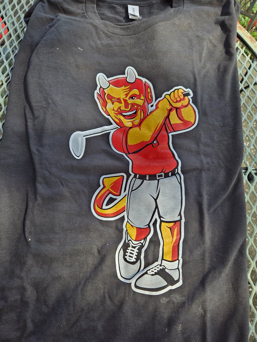 Red Devils Golf tweet media