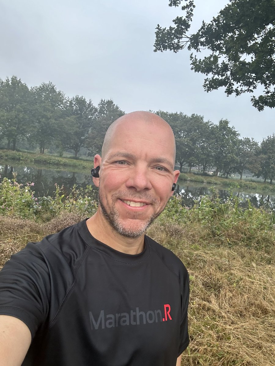 DuncanYB's tweet photo. Nieuw blog: Training week 34 - 19 augustus - https://t.co/u2yYRczx4a #runnerd https://t.co/dH1zCcco27