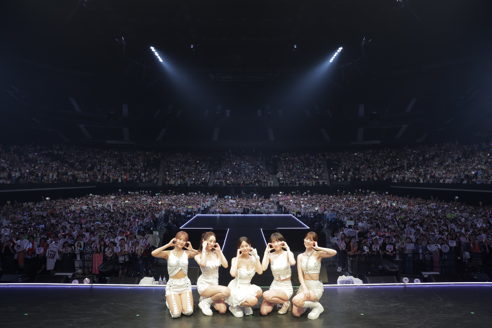 GVRf9K0bcAAsV-I?format=jpg&name=large