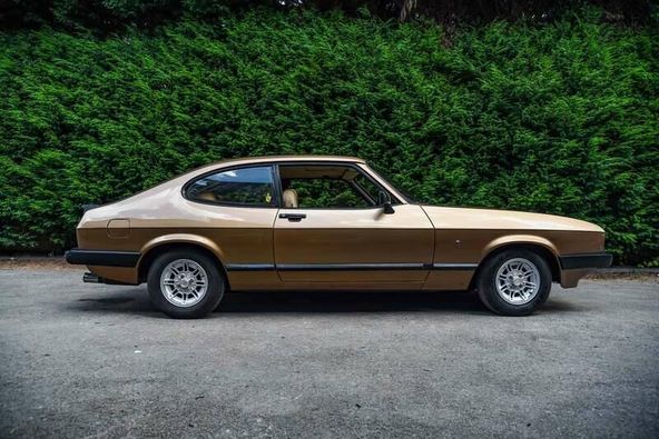hkb73's tweet photo. This model is celebrated among enthusiasts for its robust engine, rear-wheel-drive dynamics, and its role in solidifying the Capri's reputation as "The European Mustang." https://t.co/rv4xLAX8WW