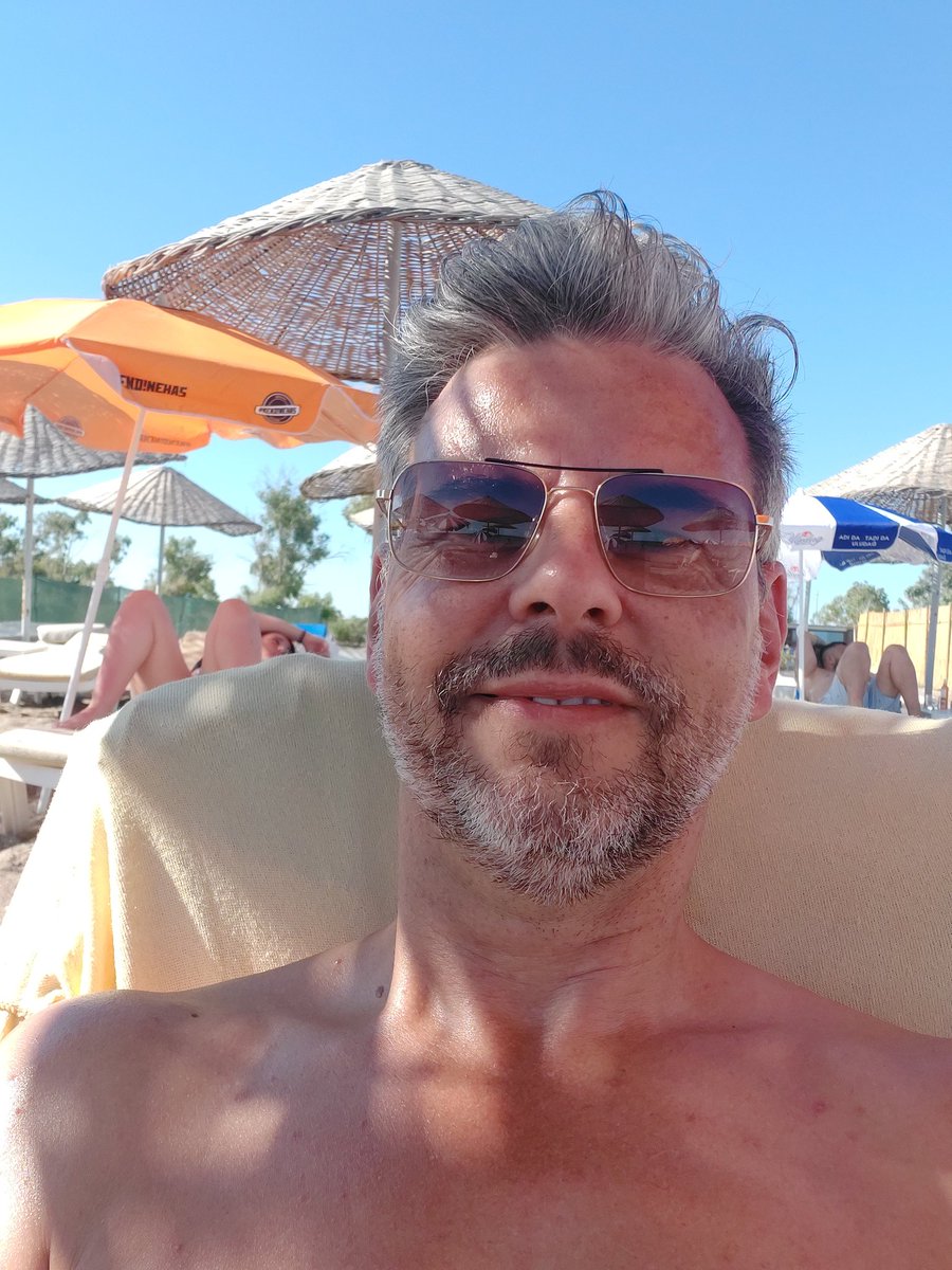 ThomasKager5's tweet photo. Urlaub in Antalya https://t.co/8swsuD3k0w